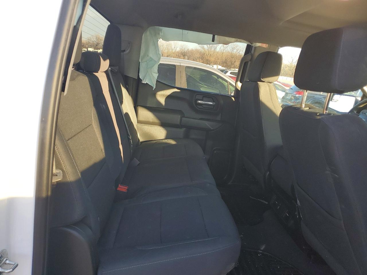 2025 CHEVROLET SILVERADO K1500 CUSTOM photo 10
