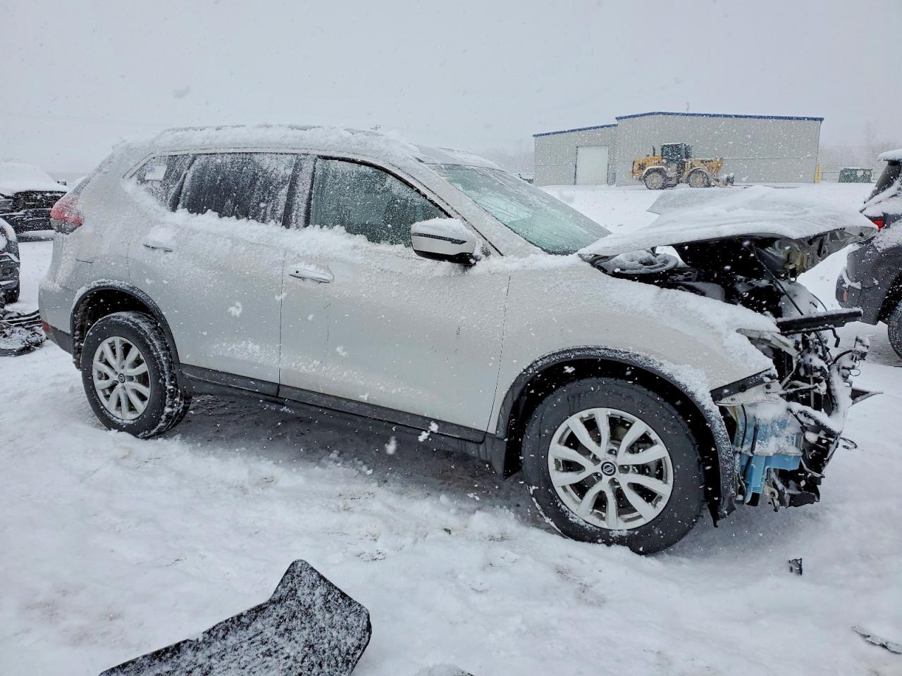 2019 NISSAN ROGUE S photo 4