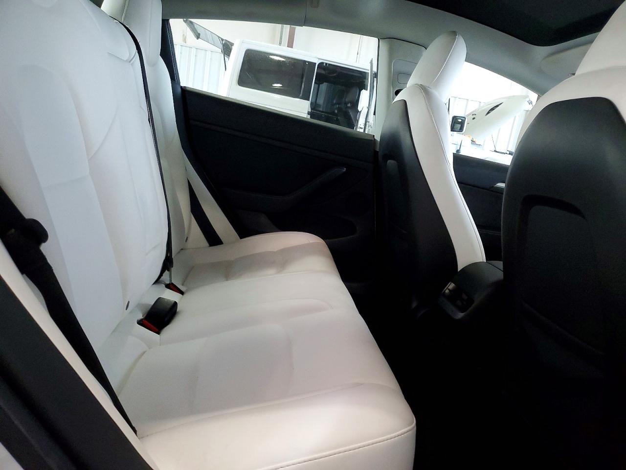 2022 TESLA MODEL 3 photo 10