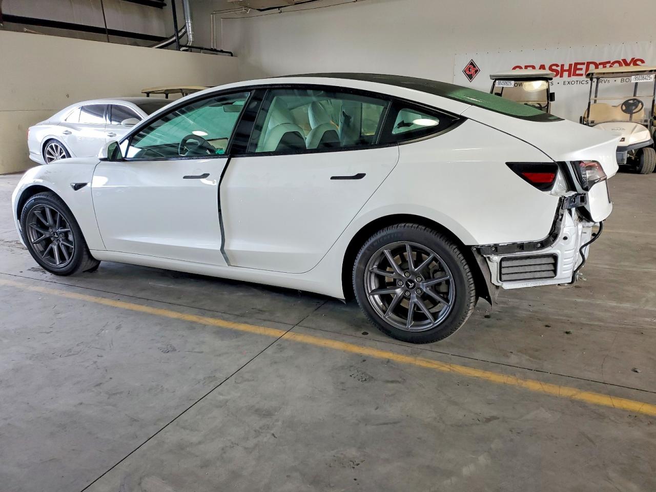 2022 TESLA MODEL 3 photo 2