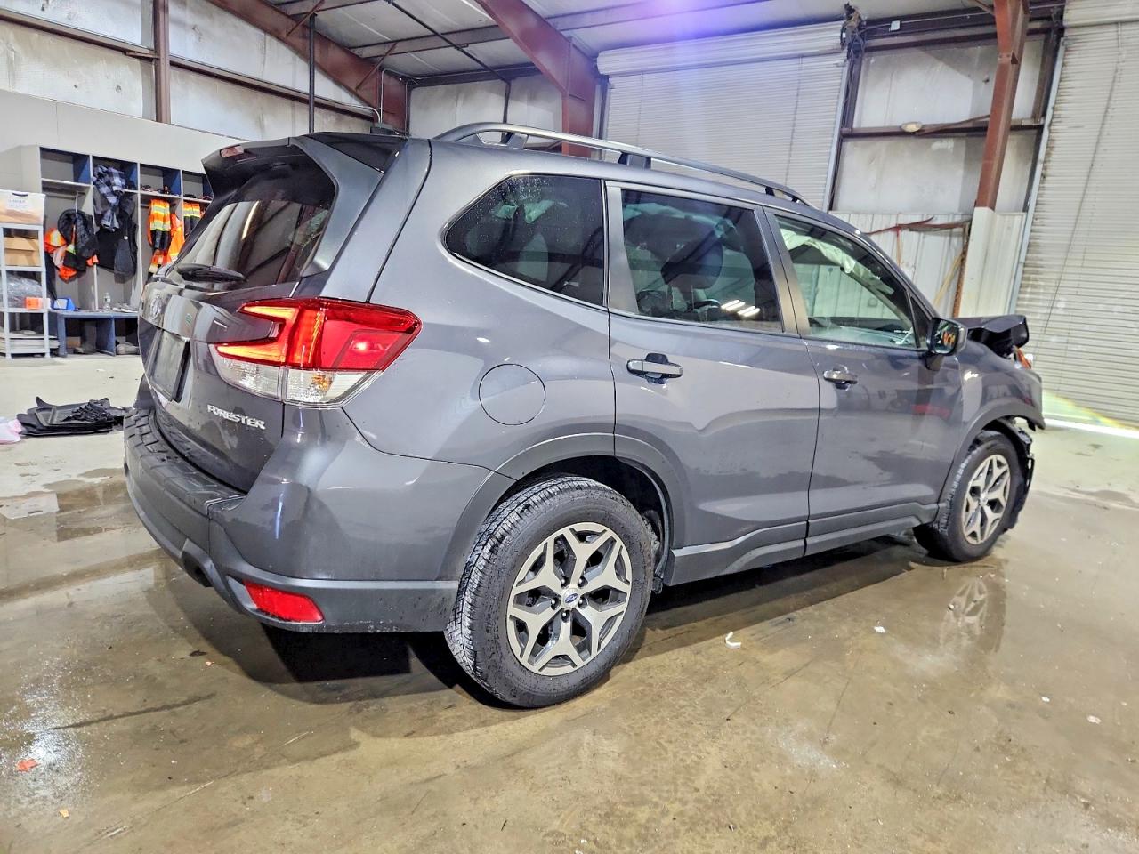 2024 SUBARU FORESTER PREMIUM photo 3
