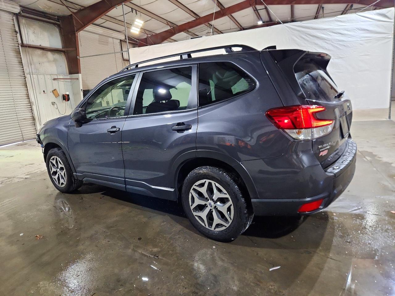 2024 SUBARU FORESTER PREMIUM photo 2