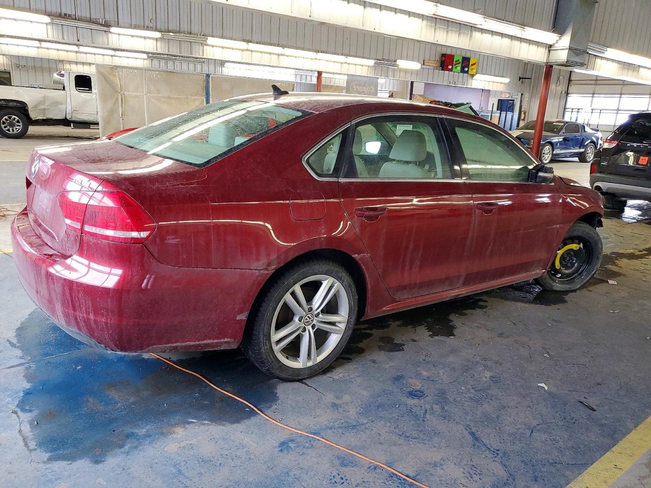 2015 VOLKSWAGEN PASSAT SE photo 3