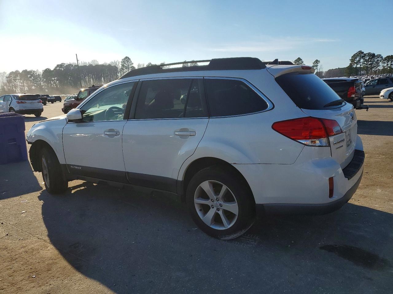 2014 SUBARU OUTBACK 2.5I PREMIUM photo 2
