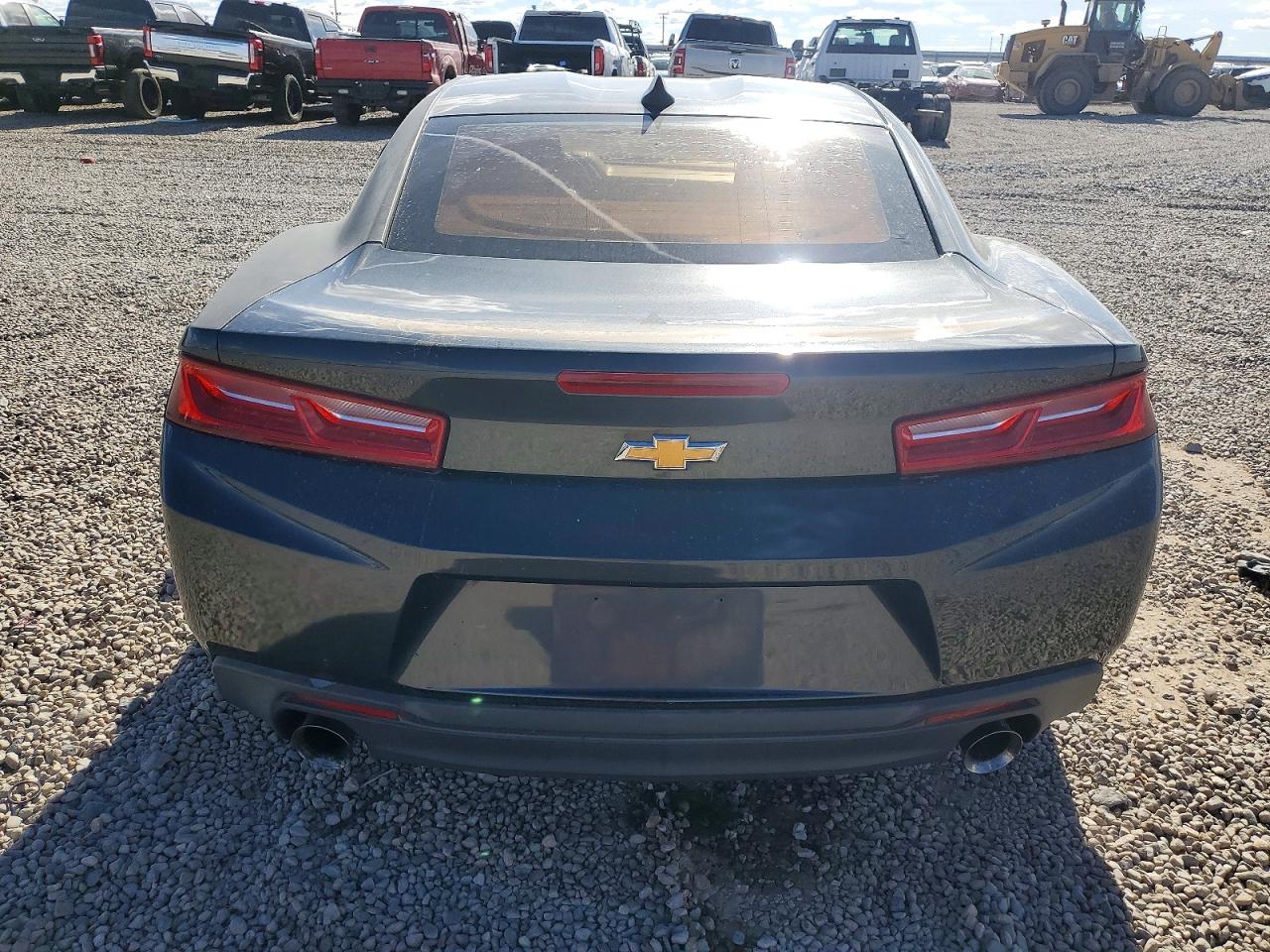 2016 CHEVROLET CAMARO LT photo 16