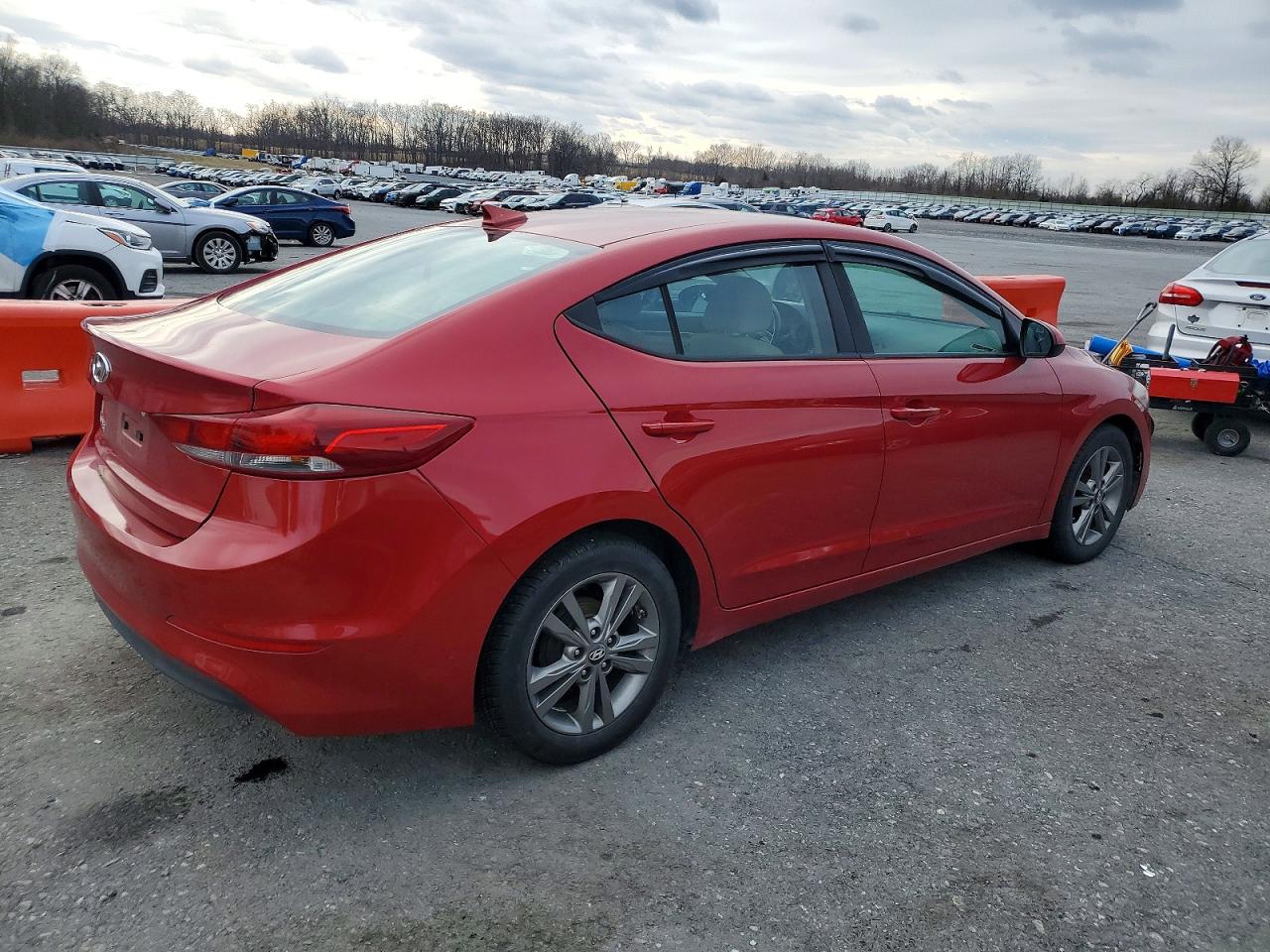 2017 HYUNDAI ELANTRA SE photo 3