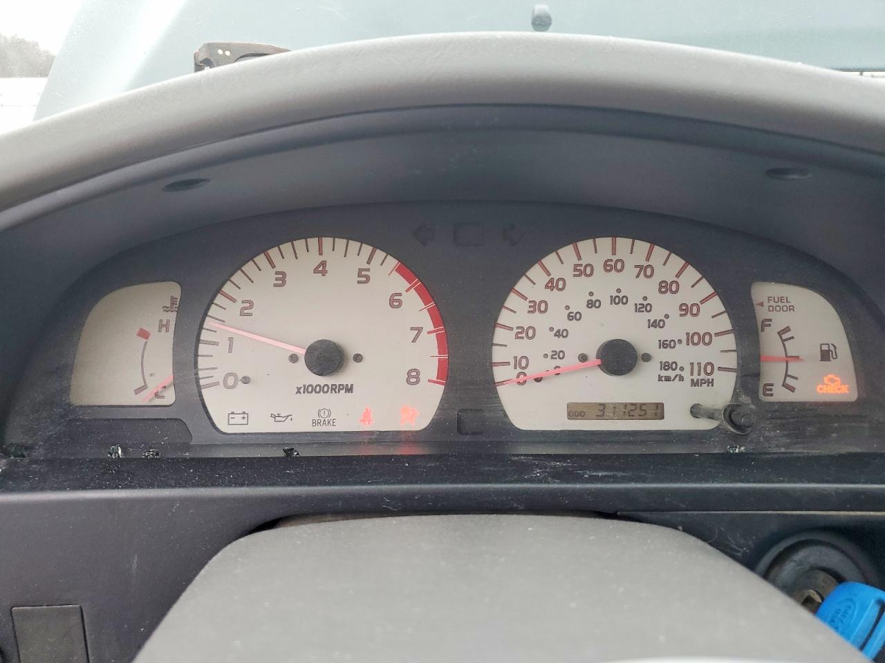 2002 TOYOTA TACOMA PRERUNNER photo 9