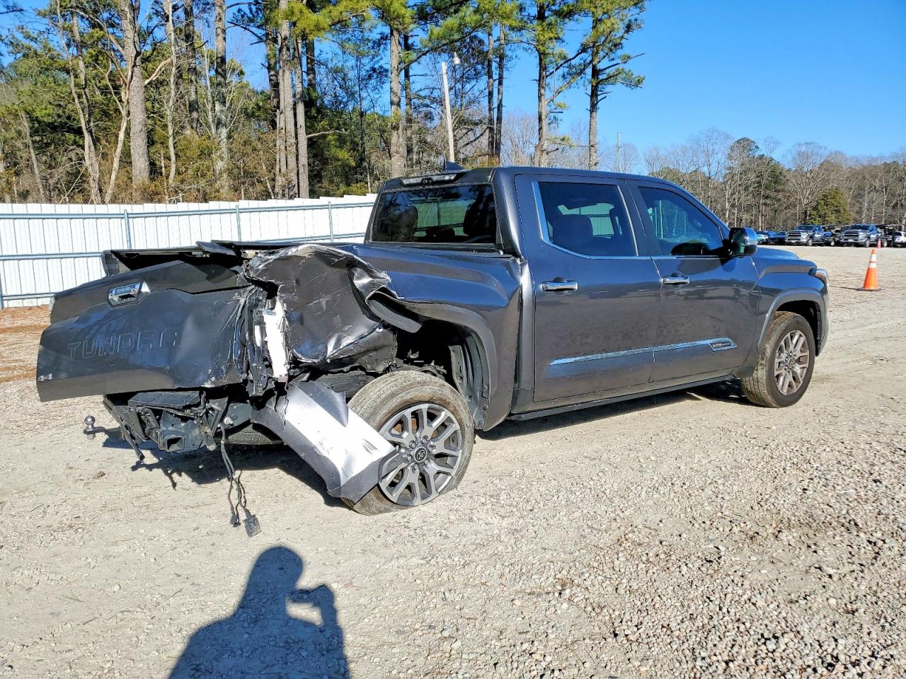2024 TOYOTA TUNDRA CREWMAX PLATINUM photo 3