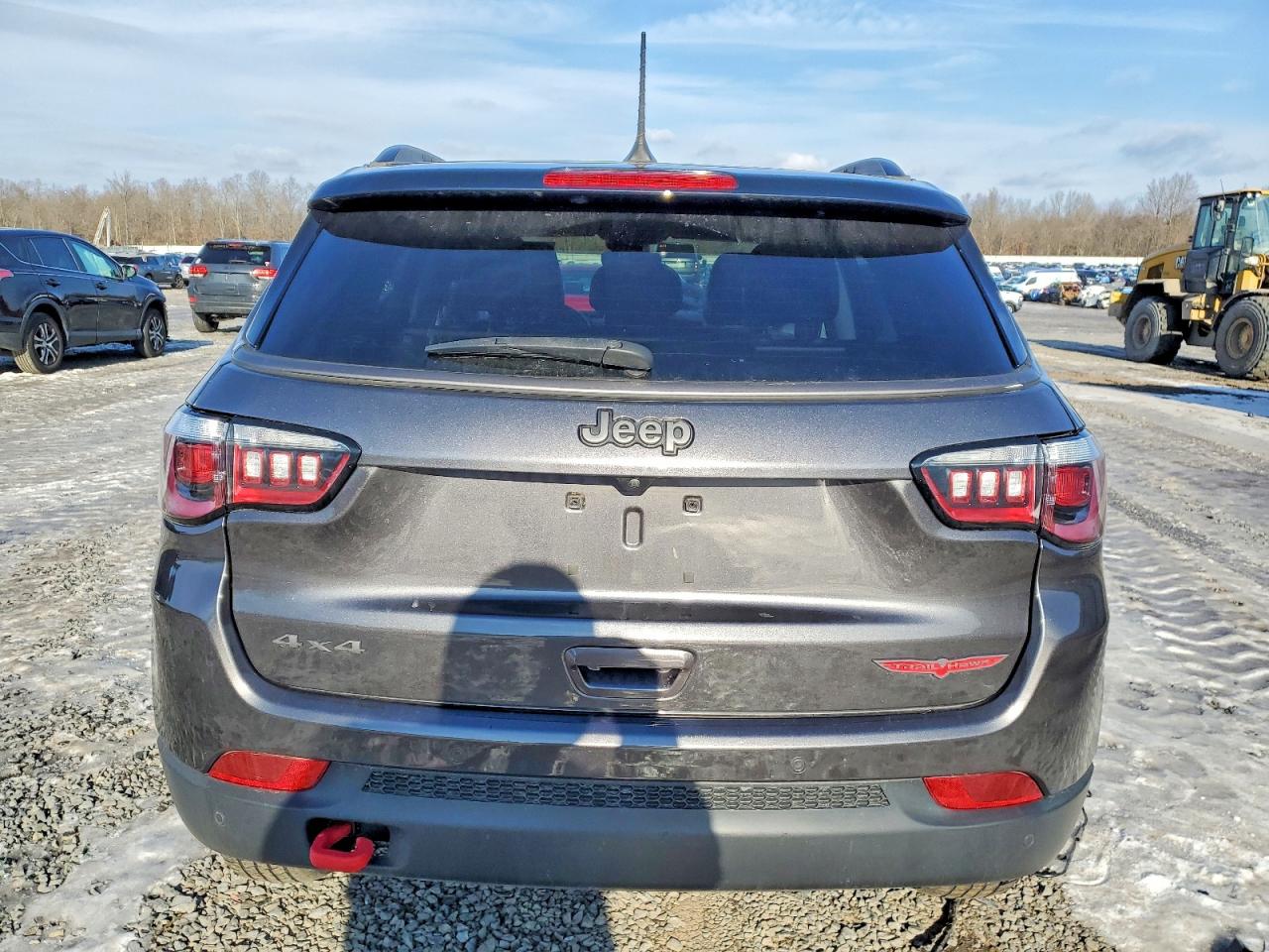 2022 JEEP COMPASS TRAILHAWK photo 6