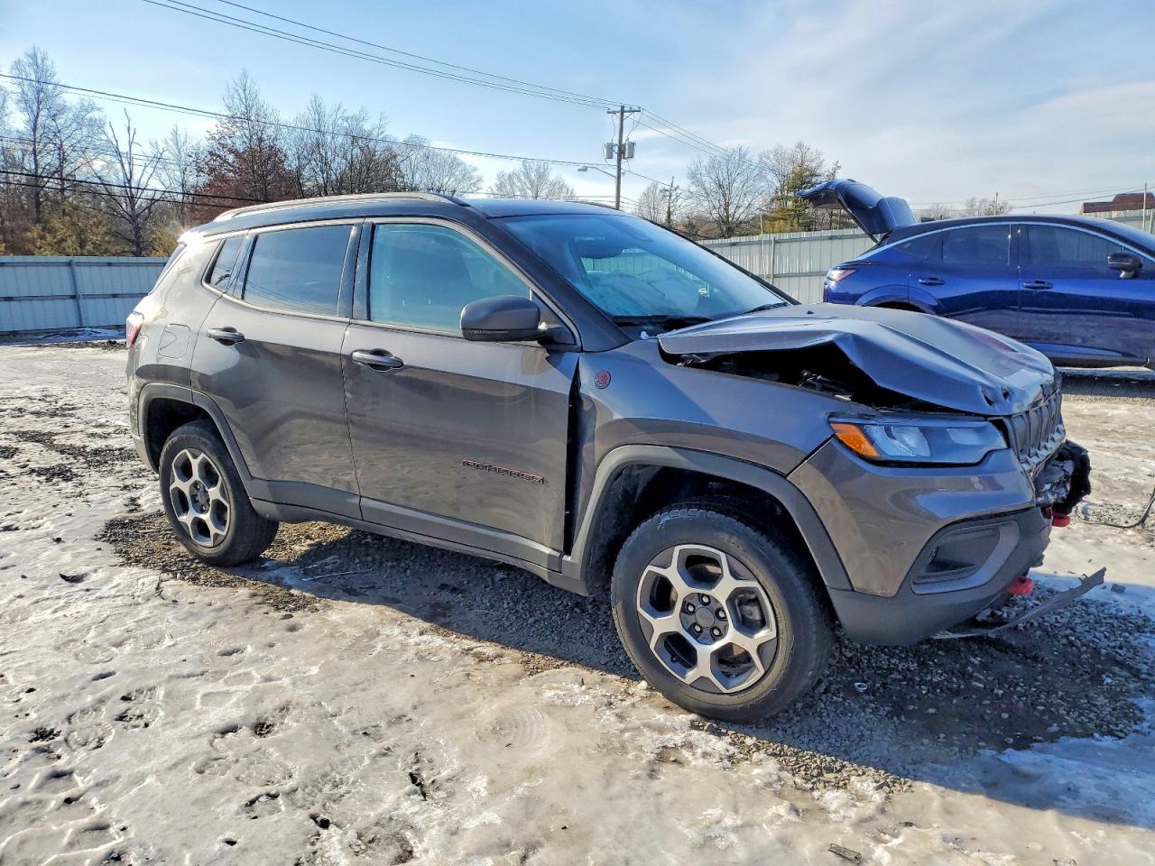 2022 JEEP COMPASS TRAILHAWK photo 4