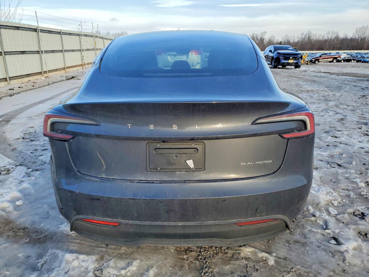2024 TESLA MODEL 3 photo 11