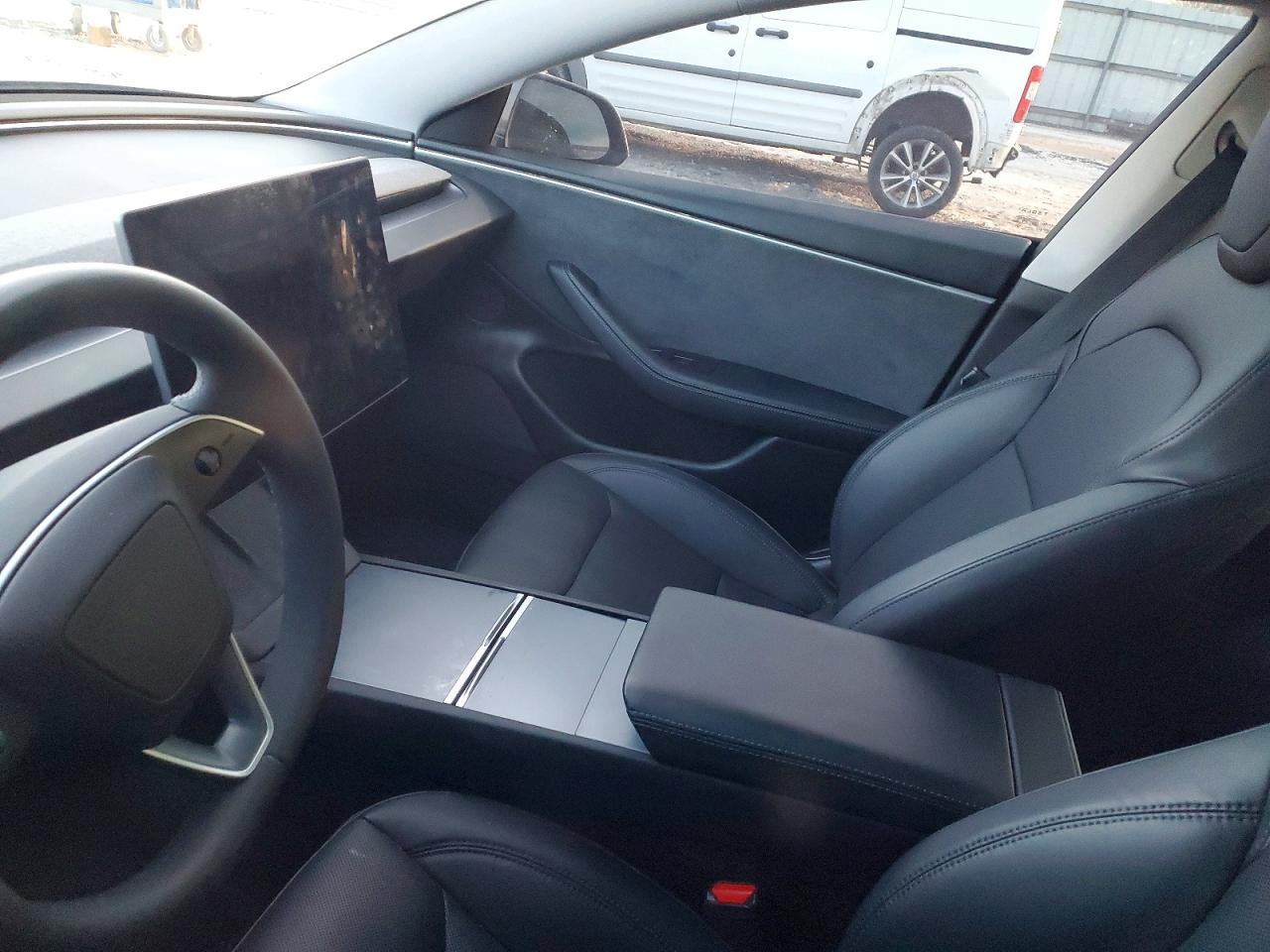 2024 TESLA MODEL 3 photo 17