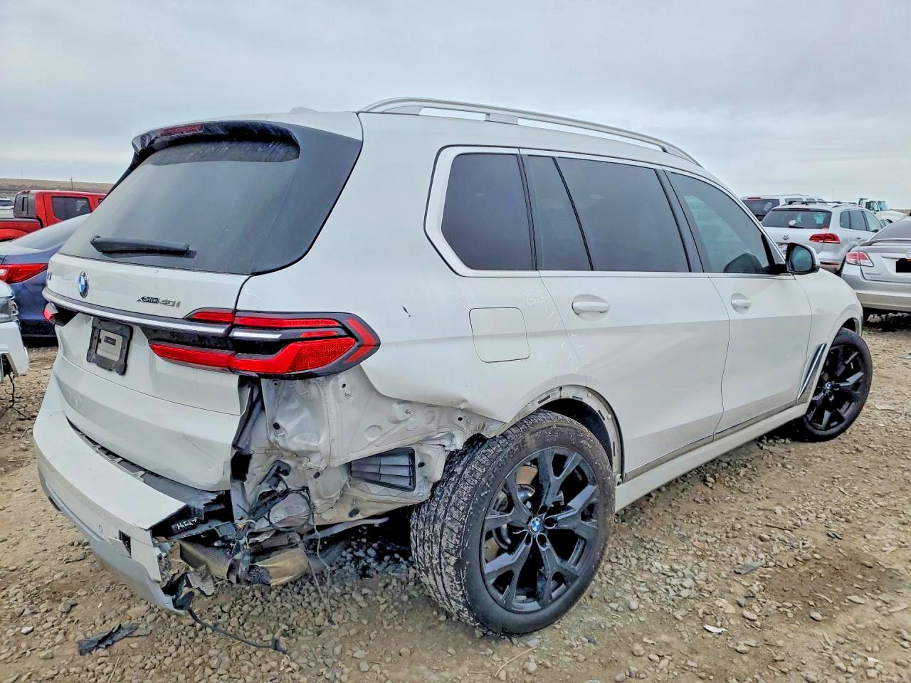2024 BMW X7 XDRIVE40I photo 3