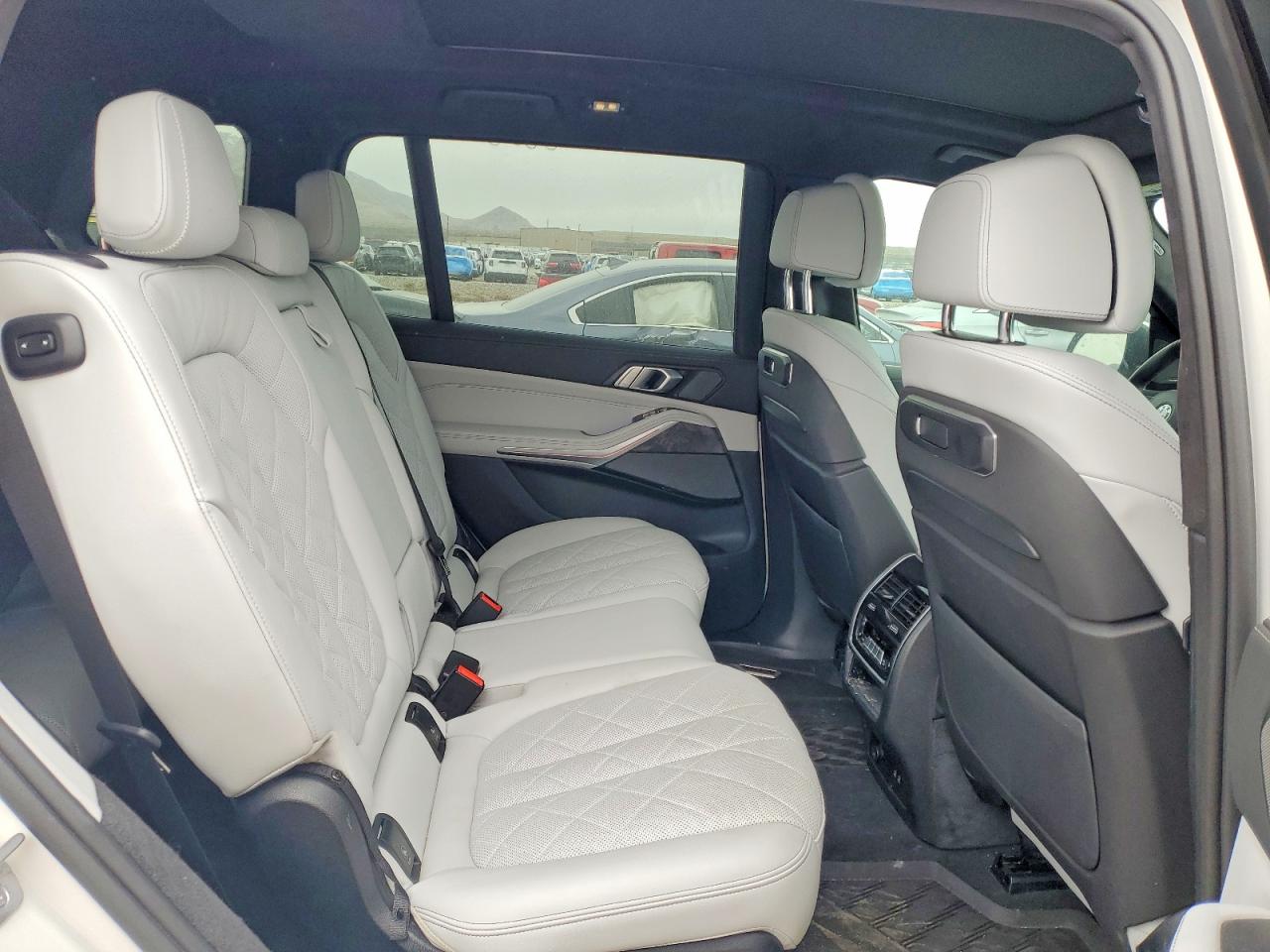 2024 BMW X7 XDRIVE40I photo 10