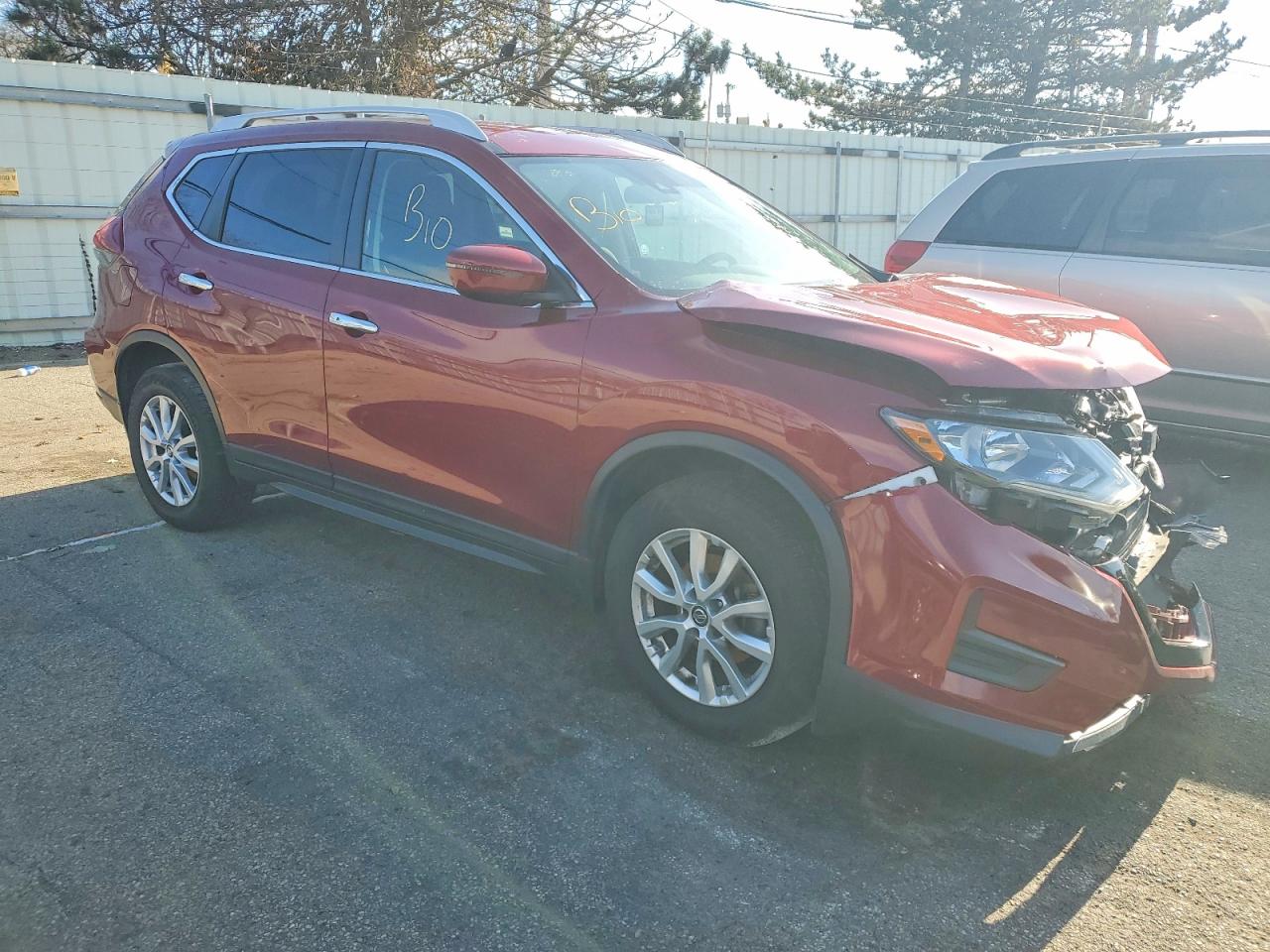 2019 NISSAN ROGUE S photo 4