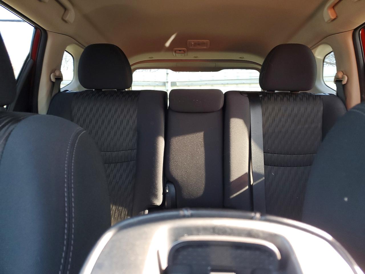 2019 NISSAN ROGUE S photo 10