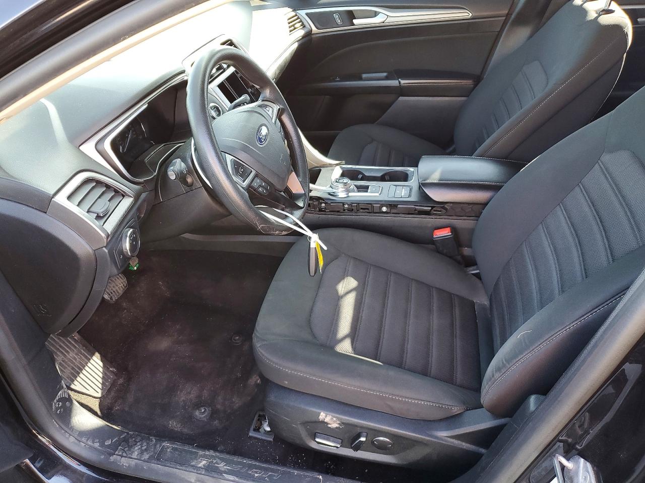 2020 FORD FUSION SE photo 7