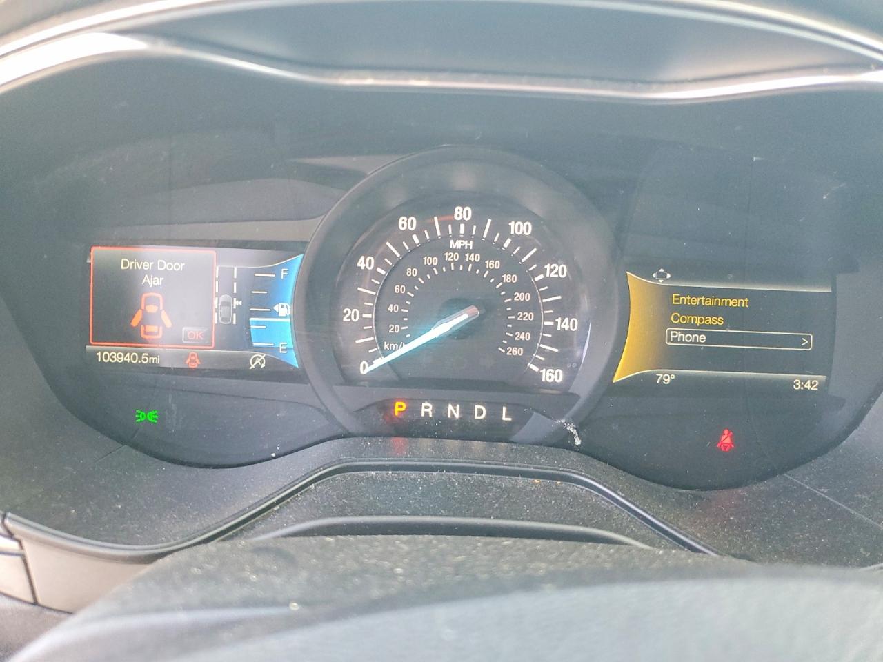 2020 FORD FUSION SE photo 9
