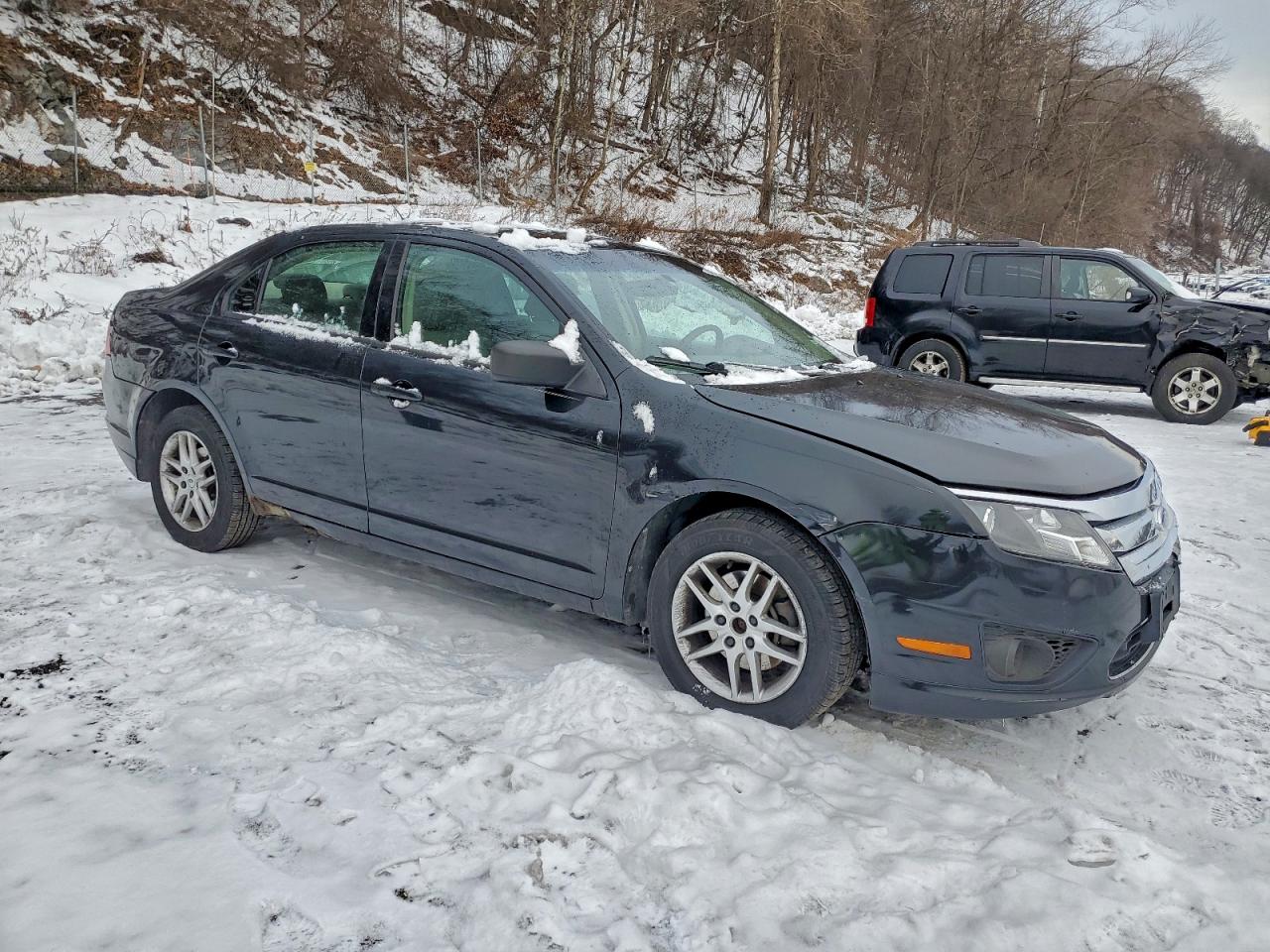 2010 FORD FUSION S photo 4