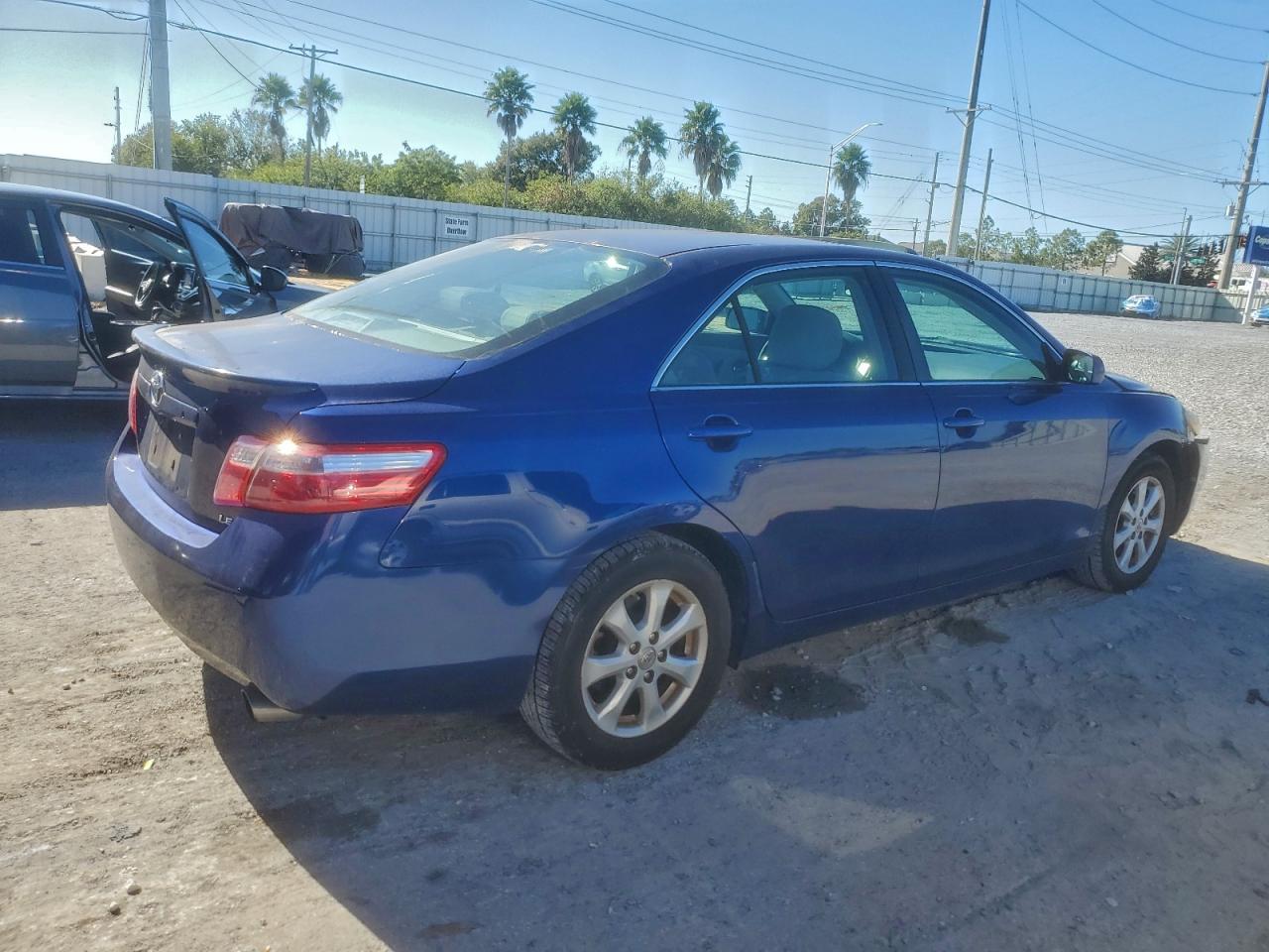 2009 TOYOTA CAMRY BASE photo 3