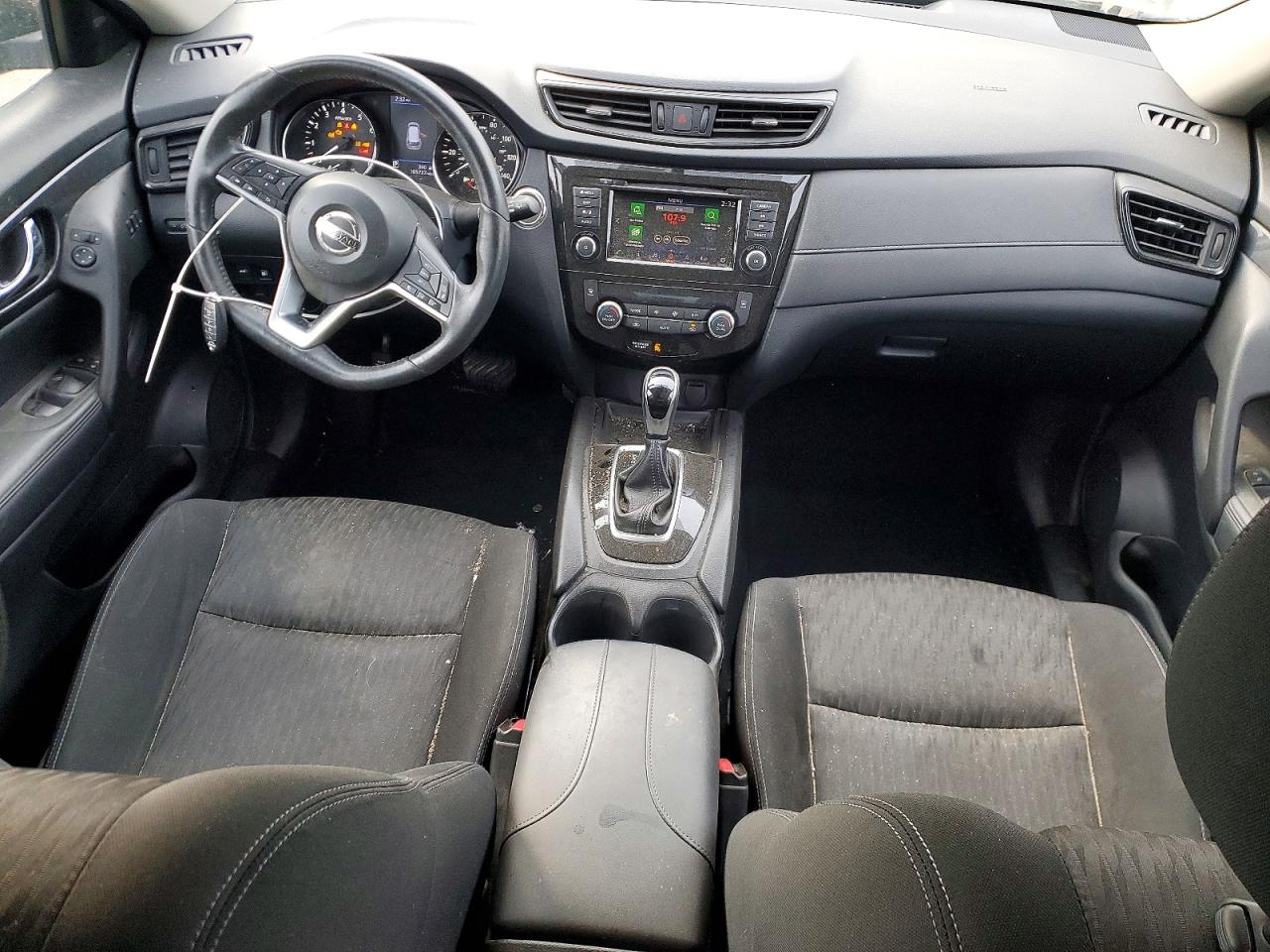 2018 NISSAN ROGUE S photo 8