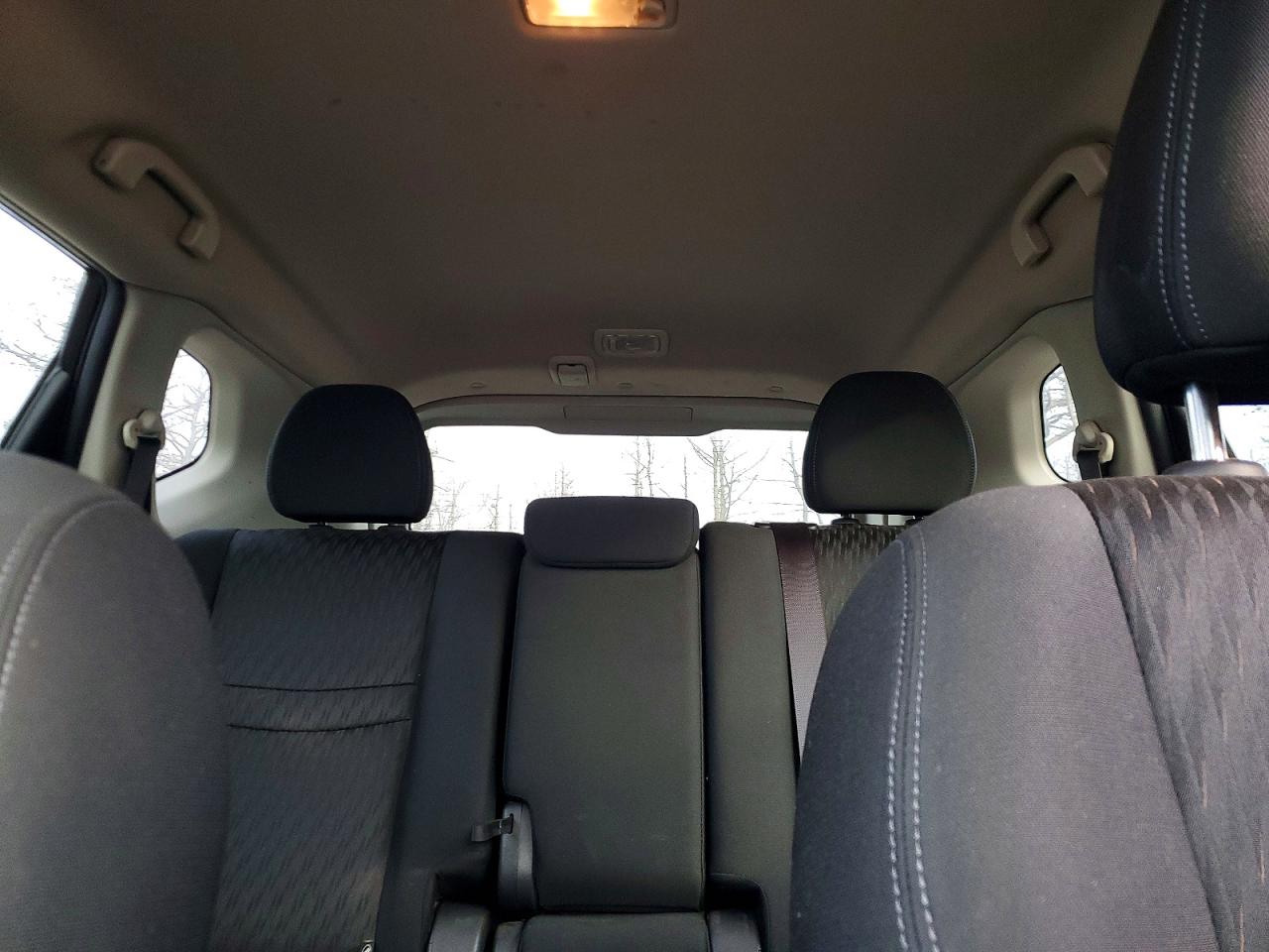2018 NISSAN ROGUE S photo 10