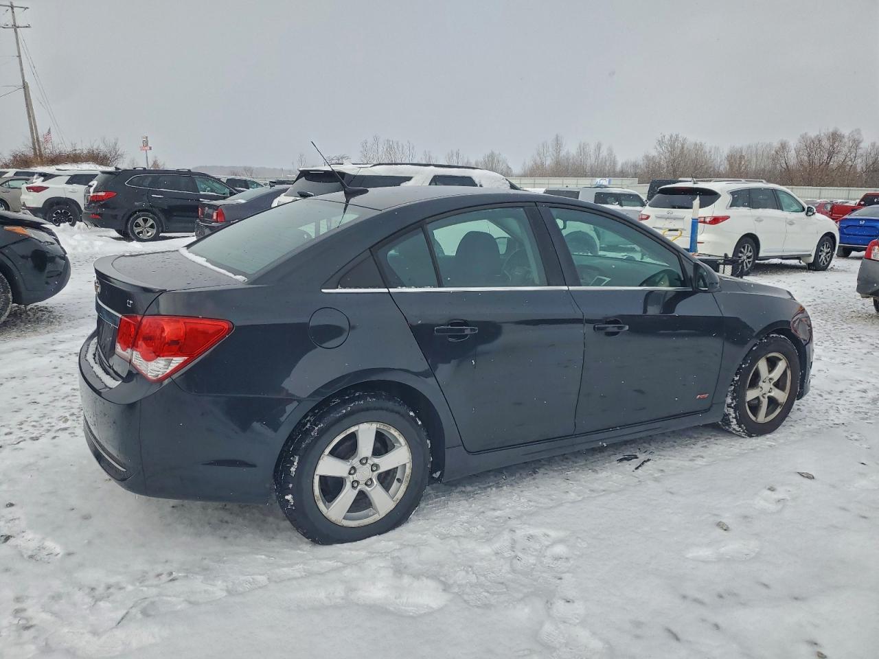 2014 CHEVROLET CRUZE LT photo 3