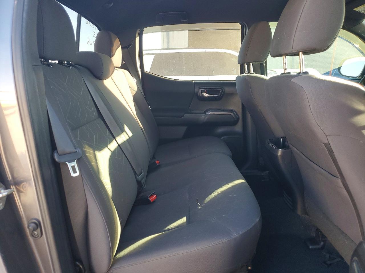 2017 TOYOTA TACOMA DOUBLE CAB photo 10