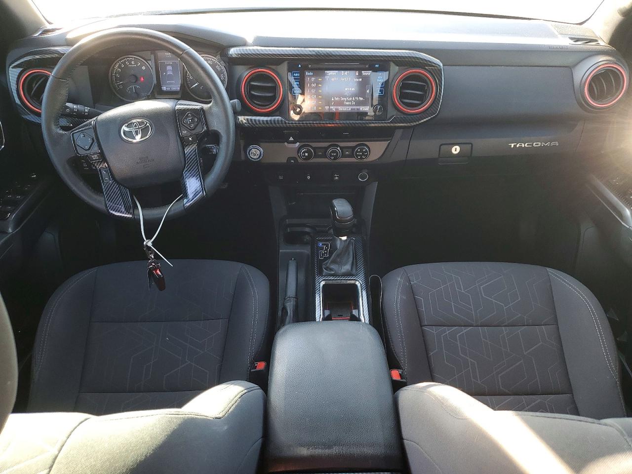 2017 TOYOTA TACOMA DOUBLE CAB photo 8