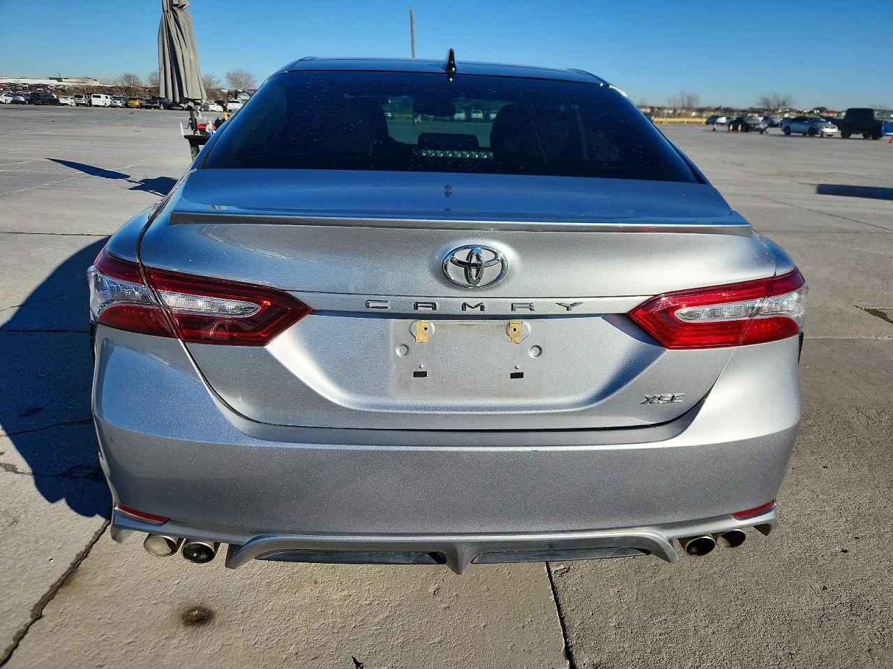 2020 TOYOTA CAMRY XSE photo 11
