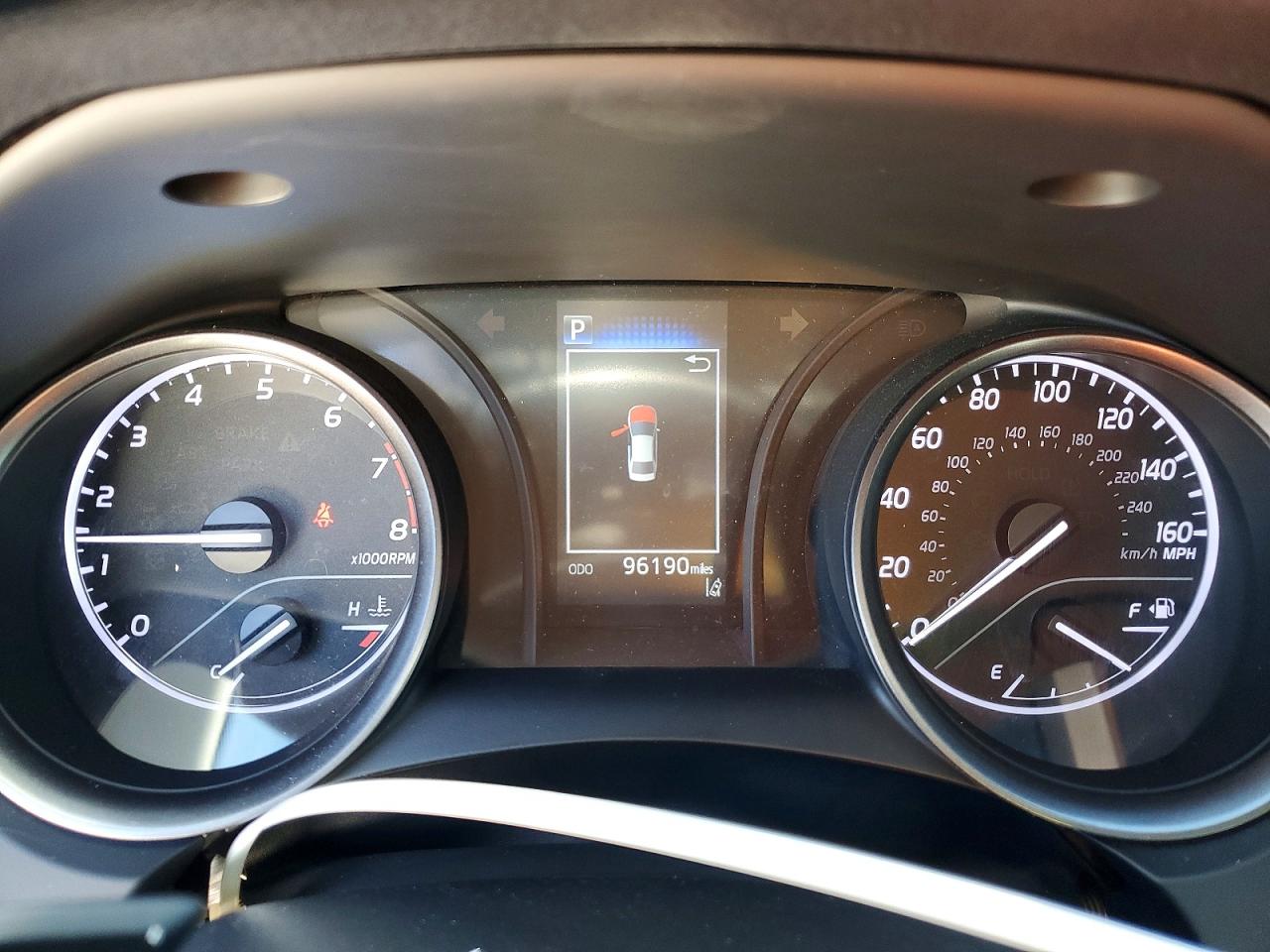 2021 TOYOTA CAMRY SE photo 9
