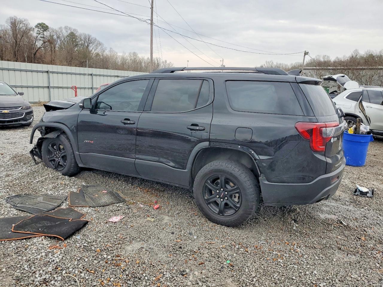 2023 GMC ACADIA AT4 photo 3