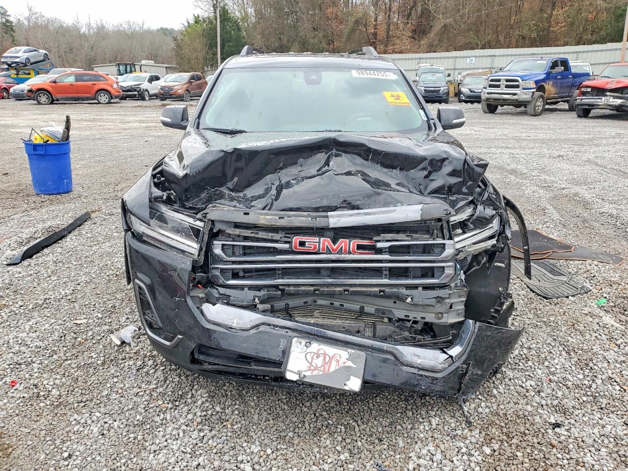 2023 GMC ACADIA AT4 photo 9