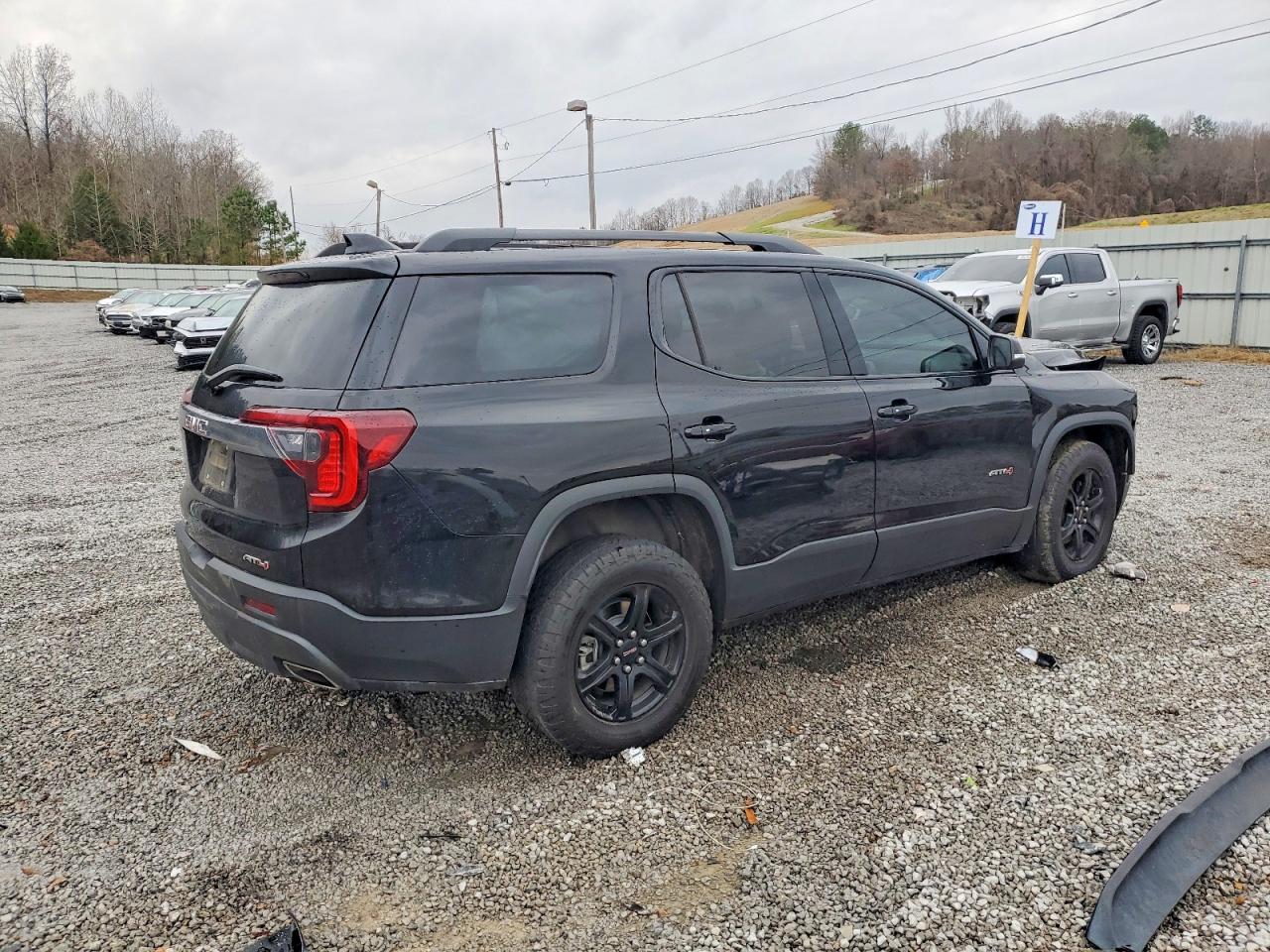 2023 GMC ACADIA AT4 photo 5