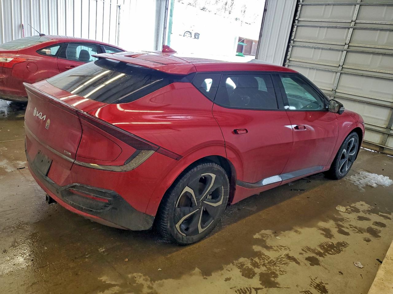 2022 KIA EV6 GT LINE photo 3