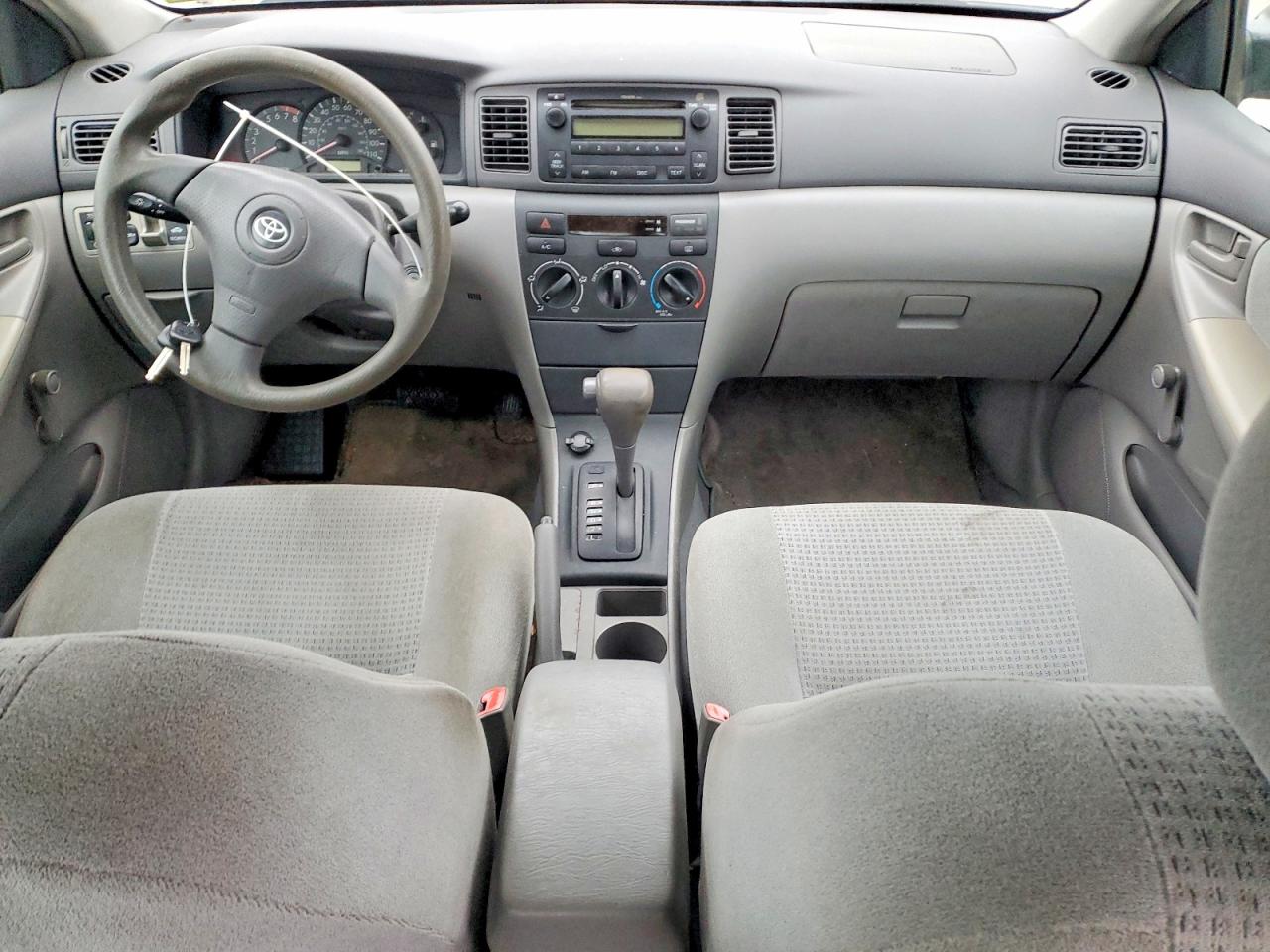 2005 TOYOTA COROLLA CE photo 8