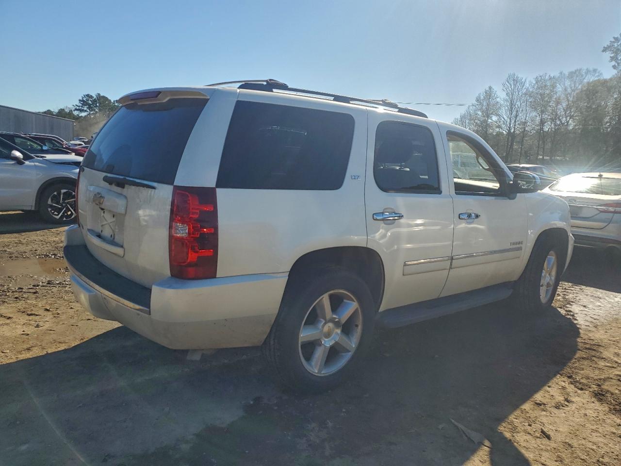 2009 CHEVROLET TAHOE C1500 LTZ photo 3