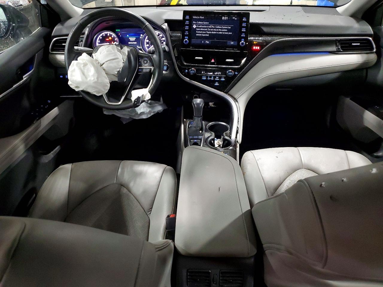 2024 TOYOTA CAMRY photo 8