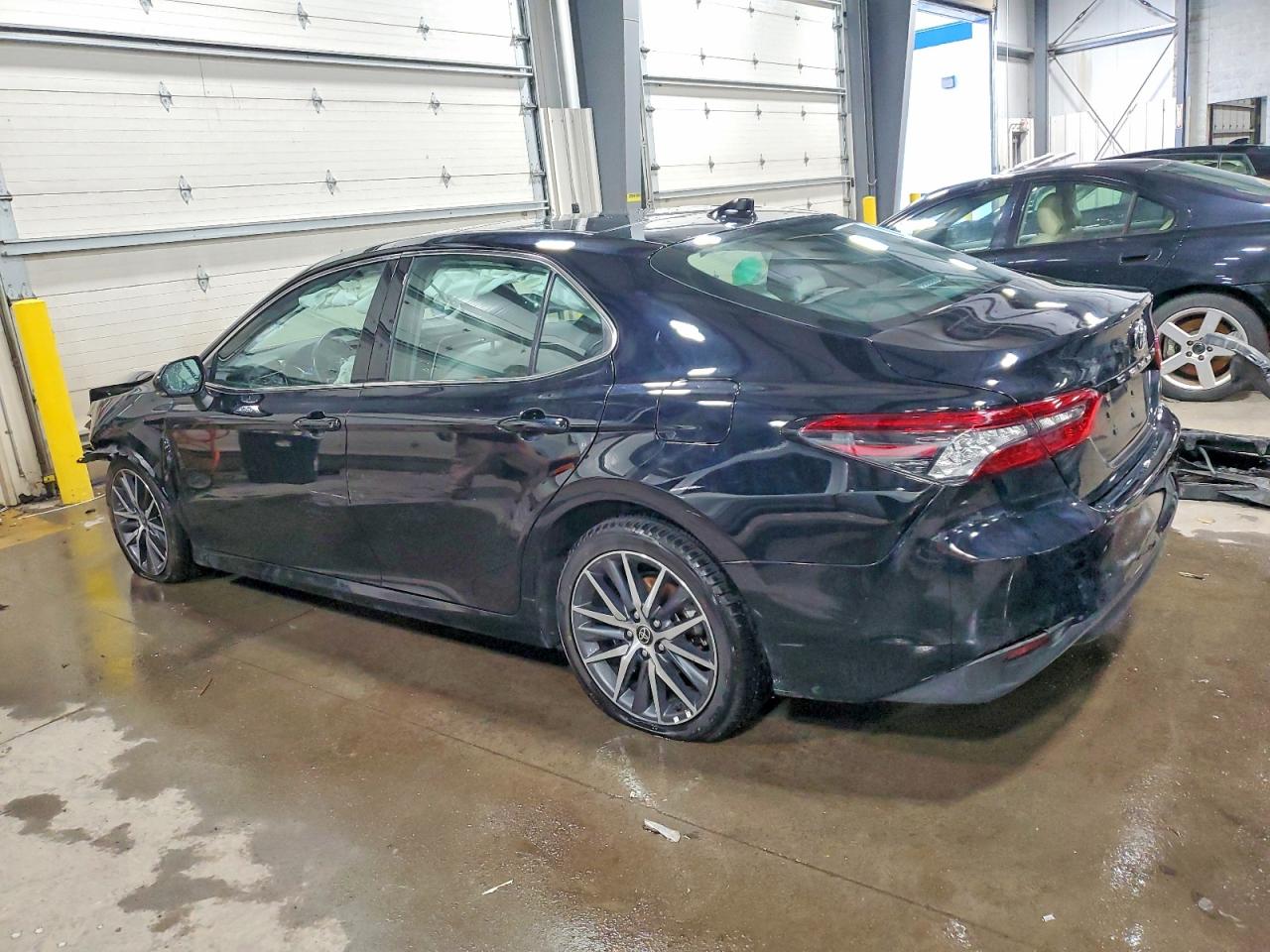 2024 TOYOTA CAMRY photo 2