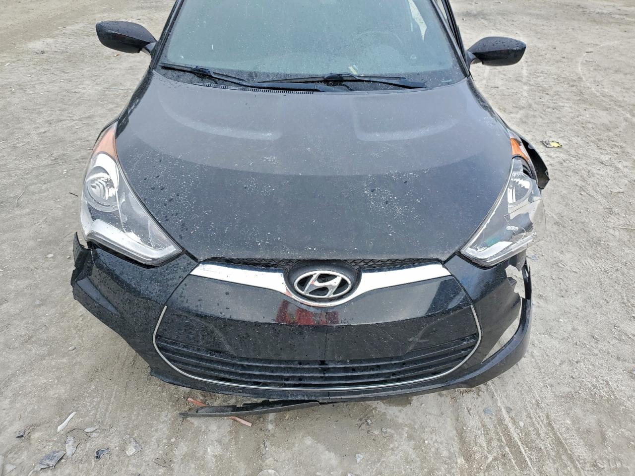 2017 HYUNDAI VELOSTER photo 11