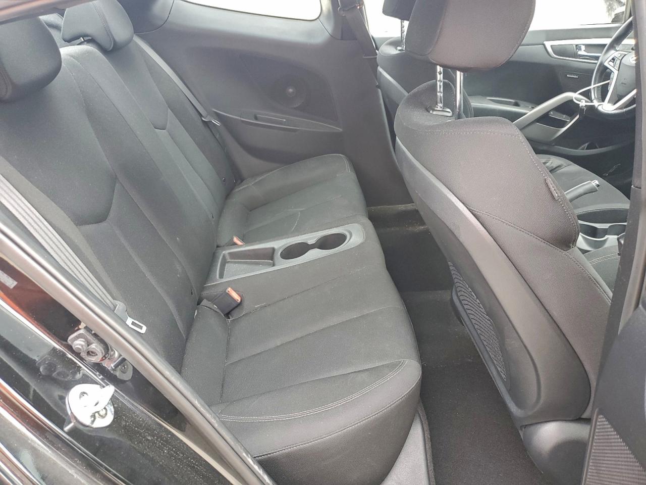 2017 HYUNDAI VELOSTER photo 10
