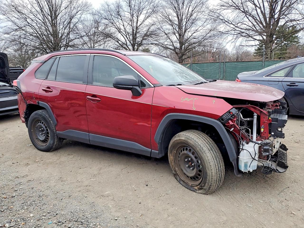 2019 TOYOTA RAV4 LE photo 4