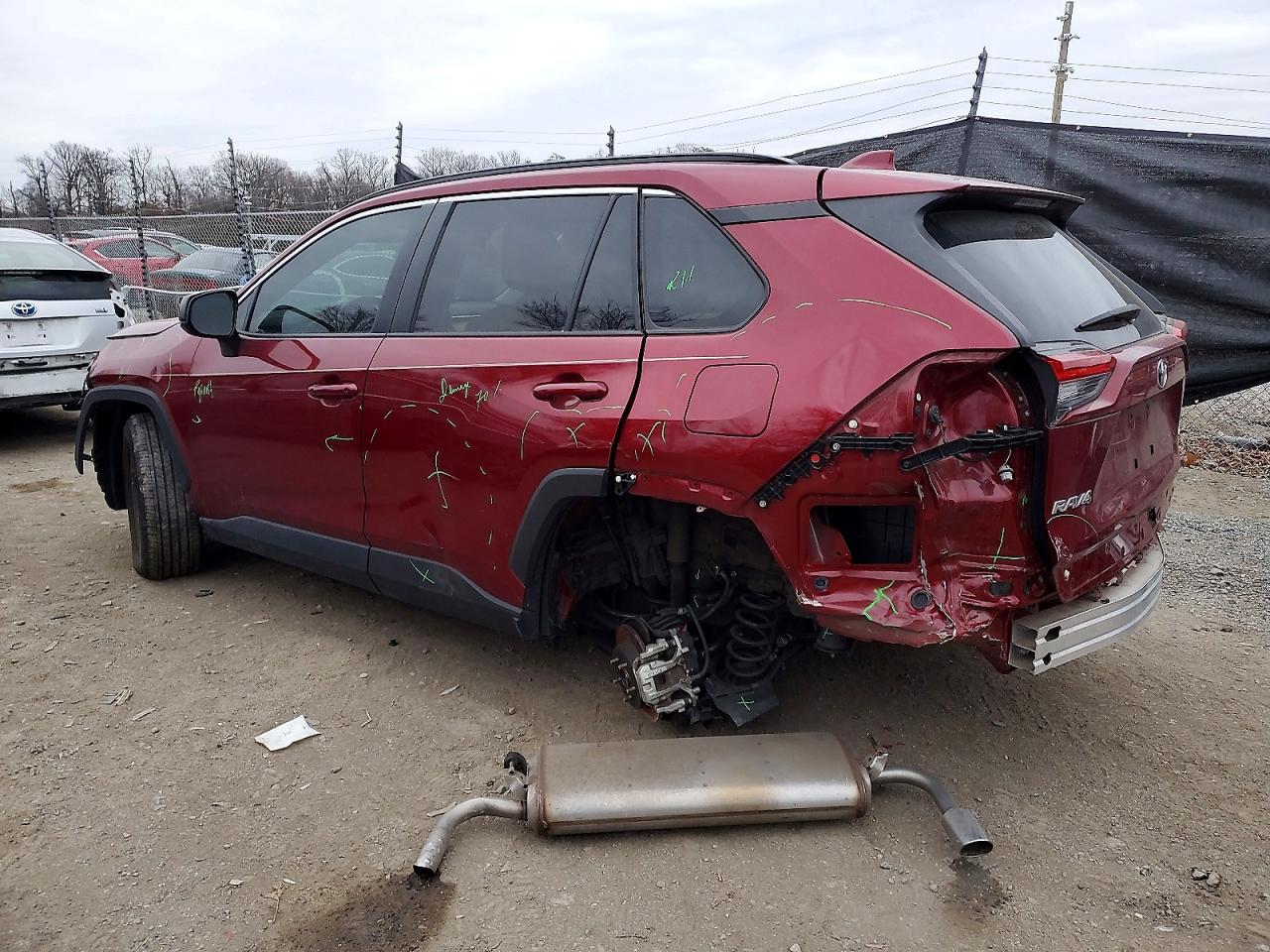 2019 TOYOTA RAV4 LE photo 2