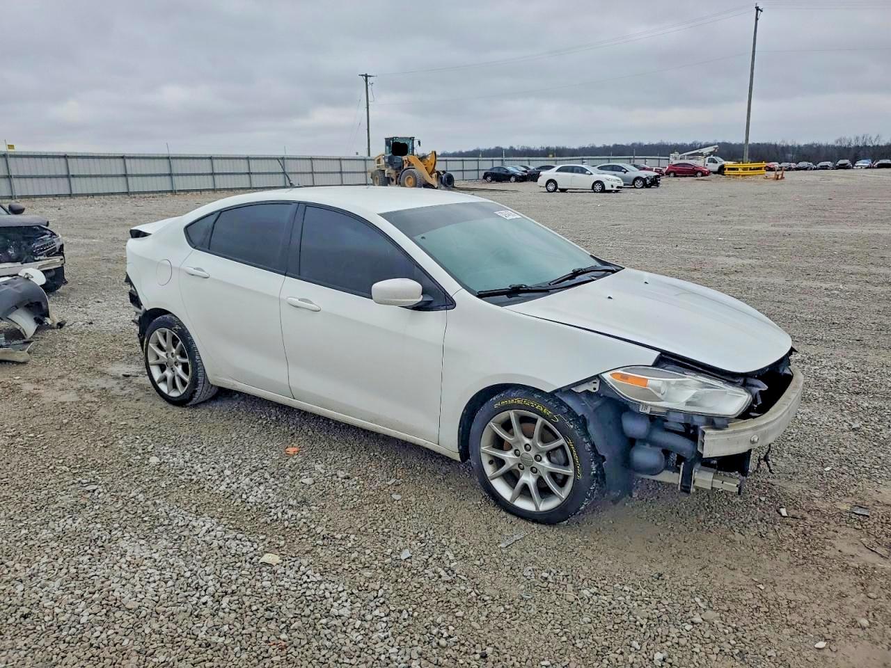 2013 DODGE DART SXT photo 4