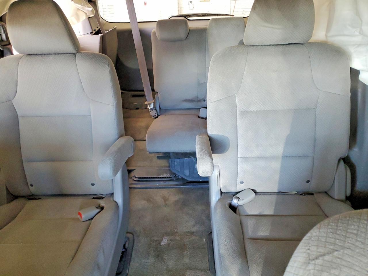 2014 HONDA ODYSSEY LX photo 10