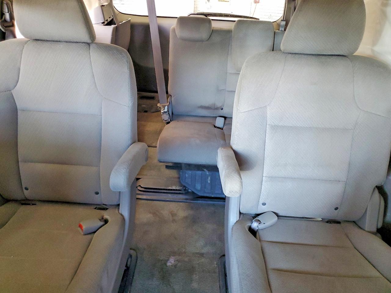 2014 HONDA ODYSSEY LX photo 11