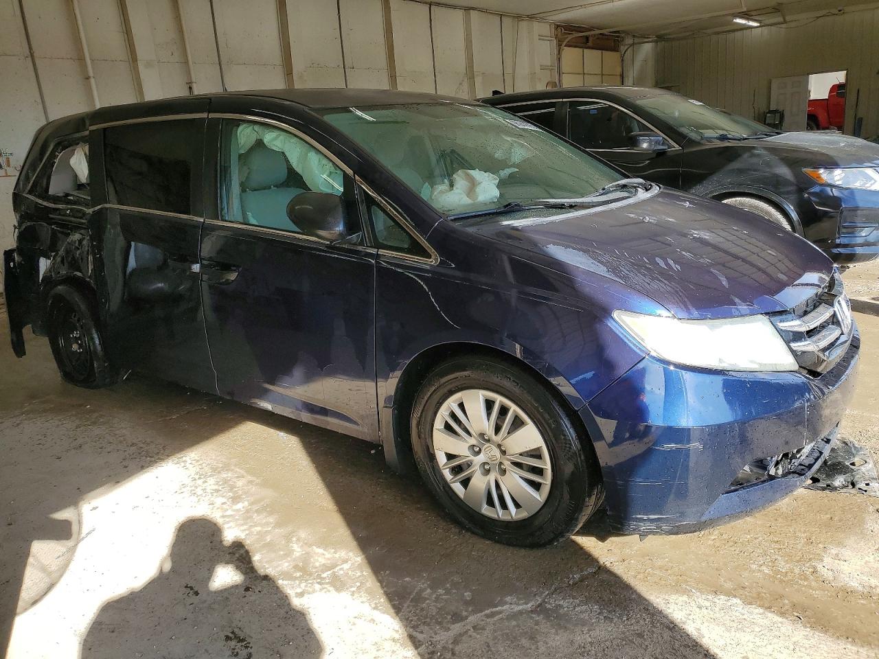 2014 HONDA ODYSSEY LX photo 4
