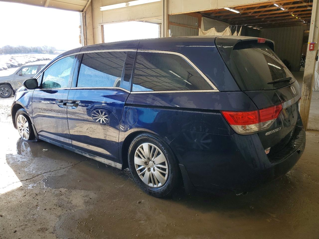 2014 HONDA ODYSSEY LX photo 2