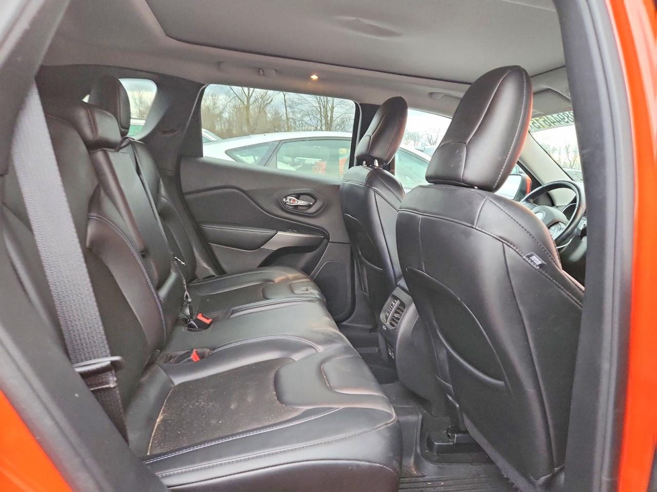 2021 JEEP CHEROKEE LATITUDE PLUS photo 11