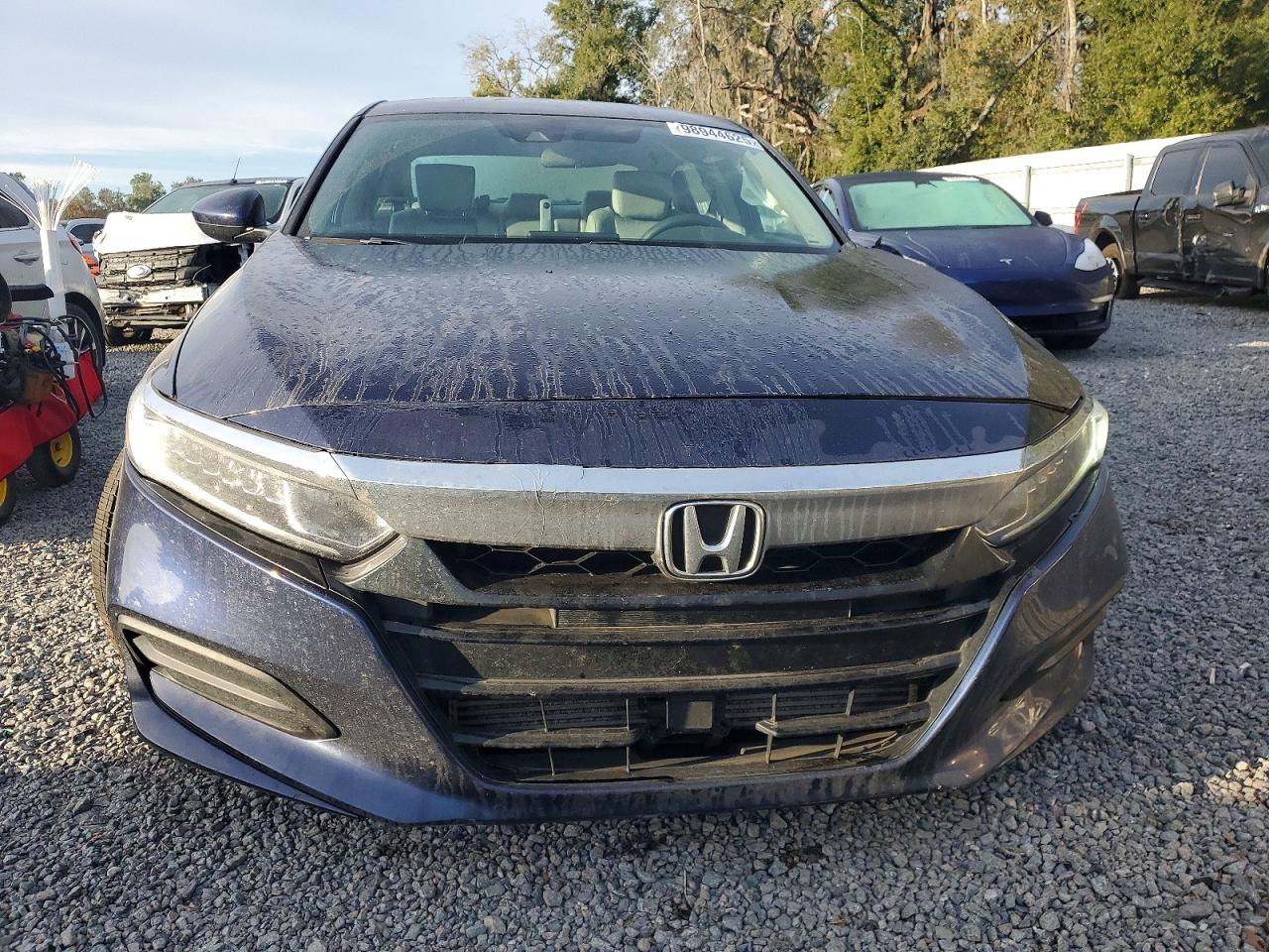 2018 HONDA ACCORD LX photo 5